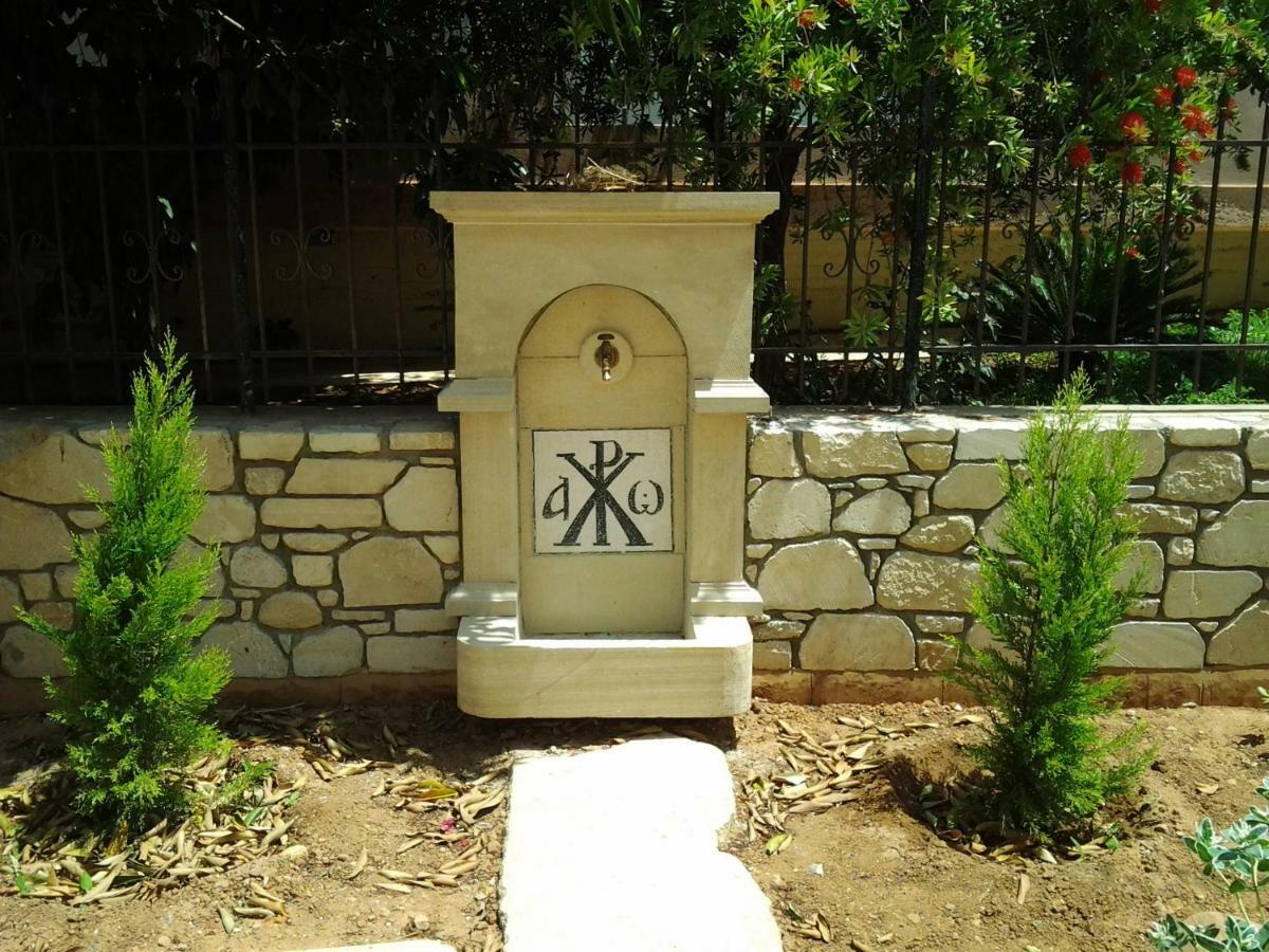 Father'S House In Kissamos Korfalonas エクステリア 写真